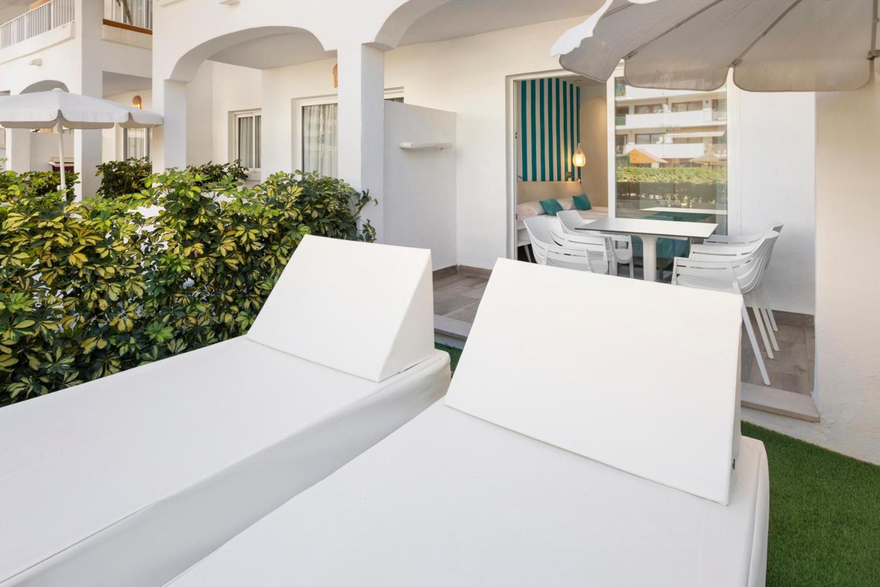 Alcudia Garden Aparthotel Port de Alcudia  Exterior photo